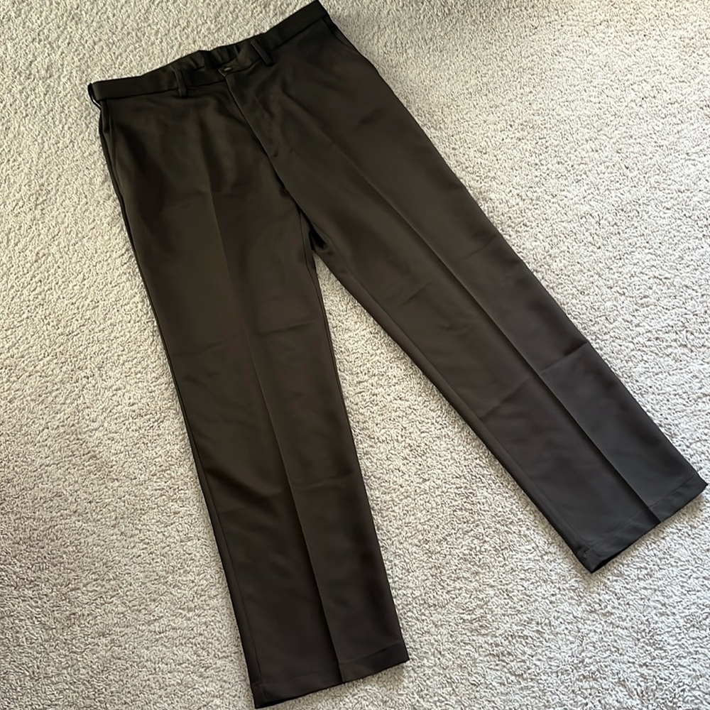 Men’s Haggar dress pants